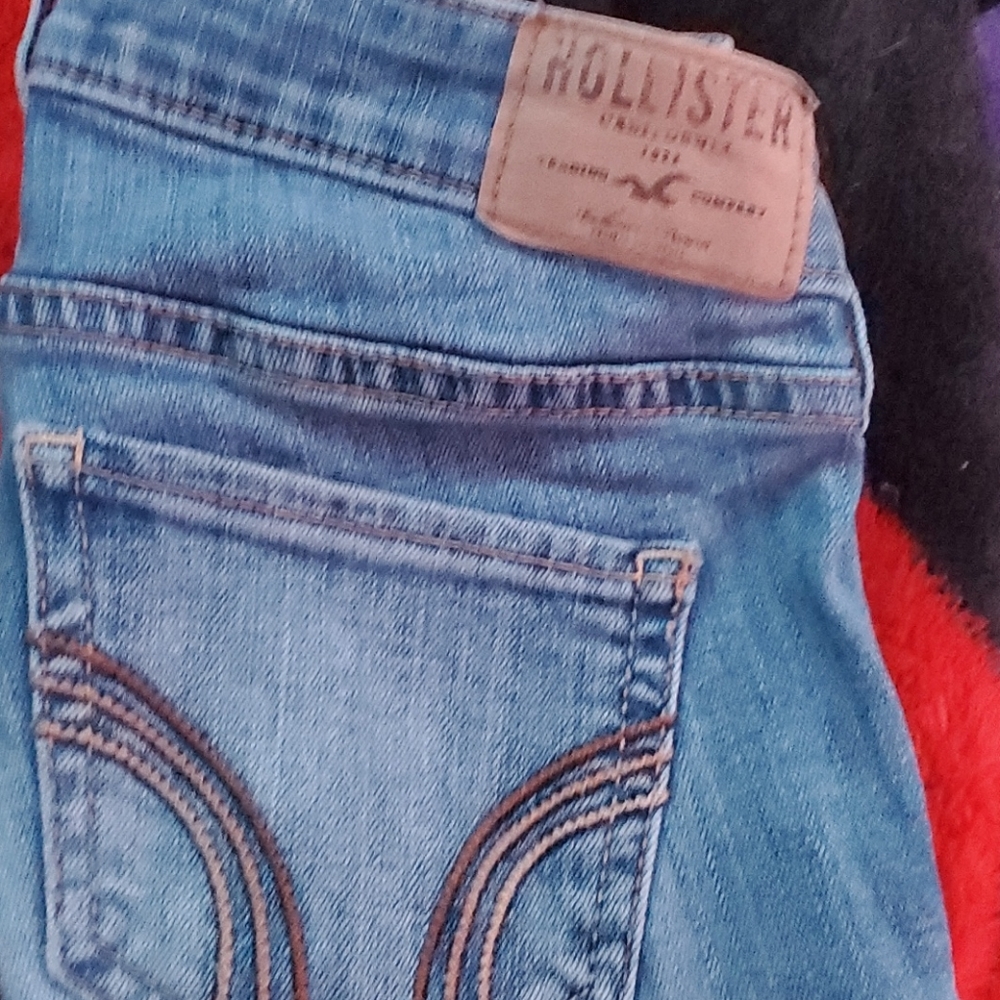 Hollister jeans